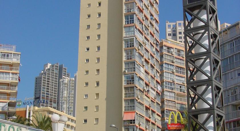 Las Carabelas Apartments Бенідорм Екстер'єр фото